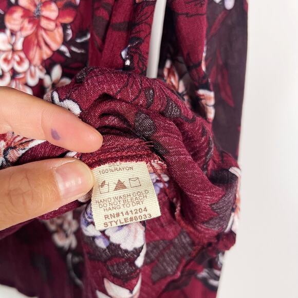 Francescas Hem & Thread M Burgundy Red Floral Keyhole Tie Long Sleeve Blouse Top - Picture 7 of 8